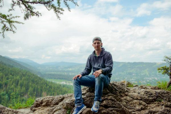 Oh escuchadme amigos míos!